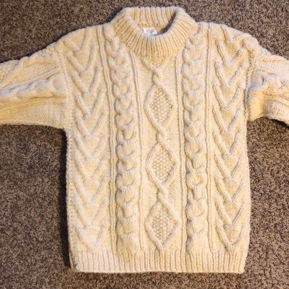 100% wool chunky cable knit sweater - Picture 2 of 5